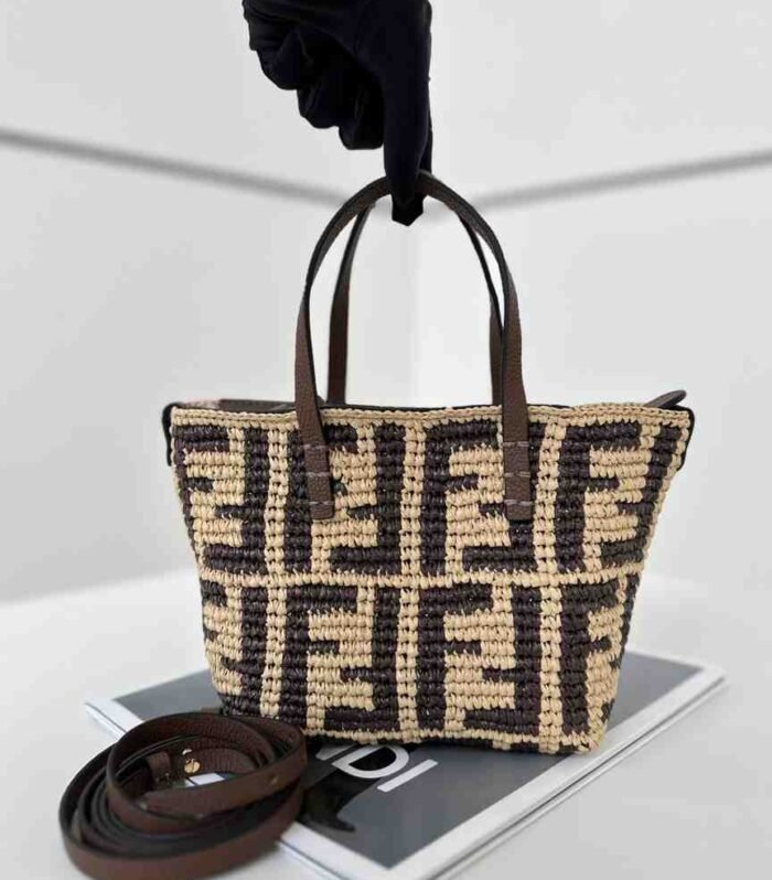 Fendi Peekaboo ISeeU Medium Bag Calfskin