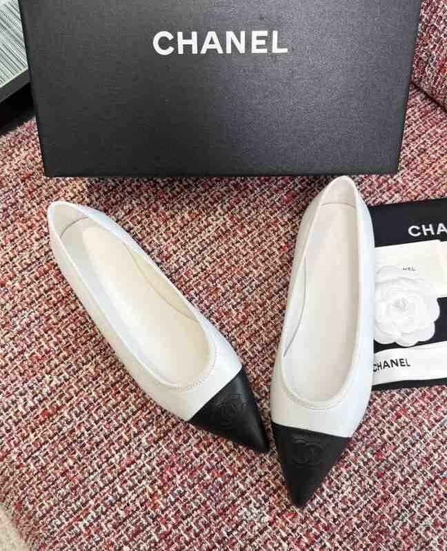 Chanel Ballet Flat Grosgrain Cap-Toe Ballerina