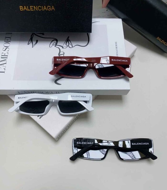 Balenciaga Sungalsses
