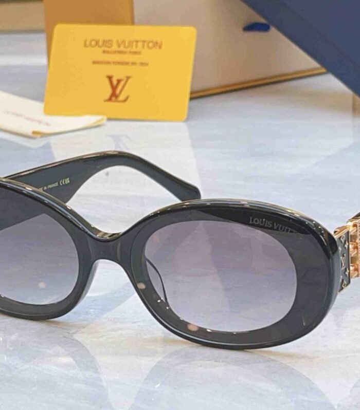Louis Vuitton Sungalsses