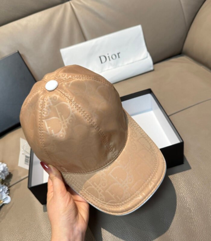 Dior Caps