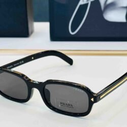 Prada Sungalsses