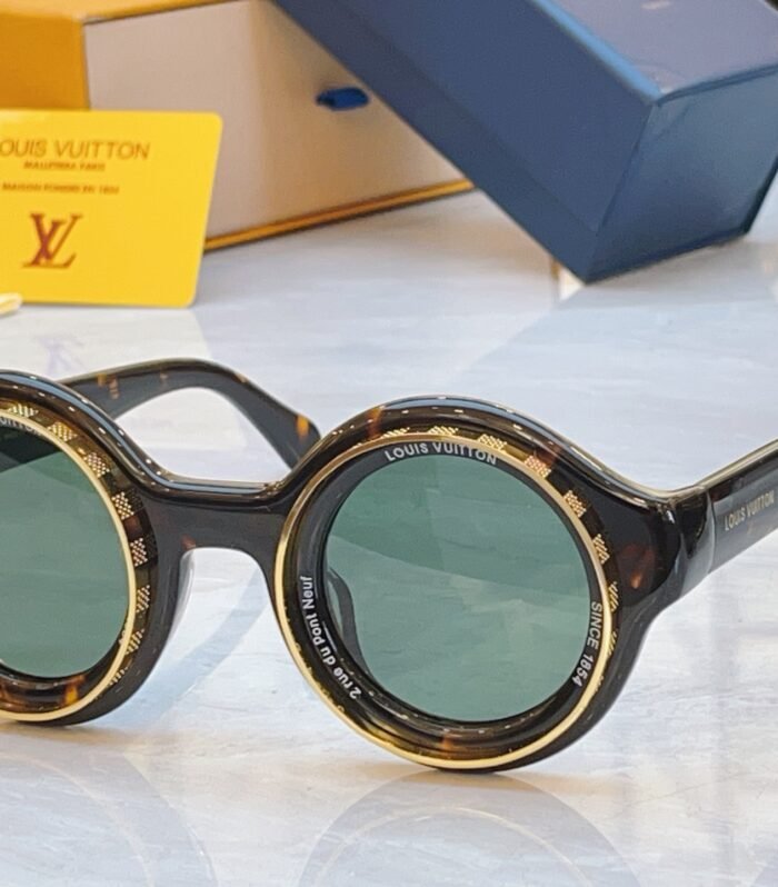 Louis Vuitton Sungalsses