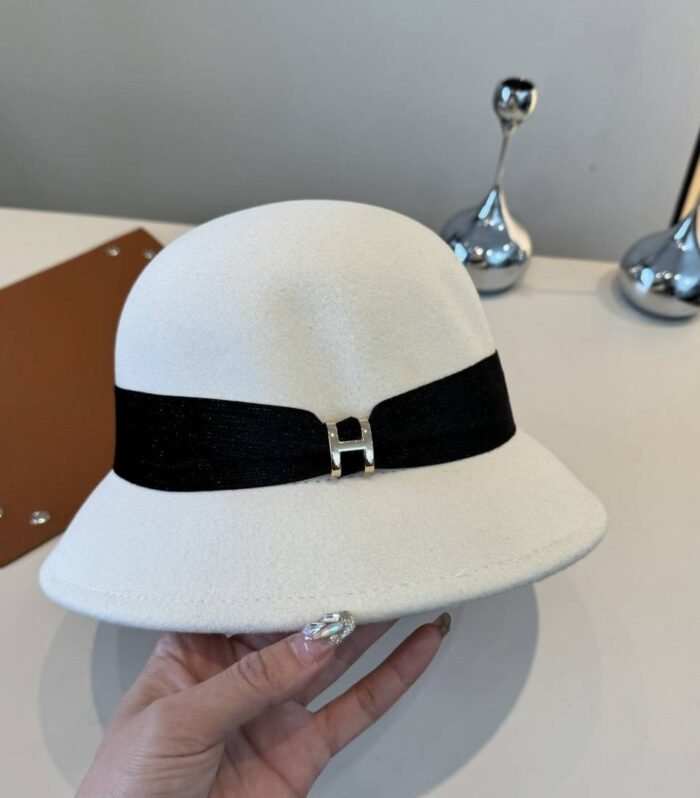 Hermes Caps