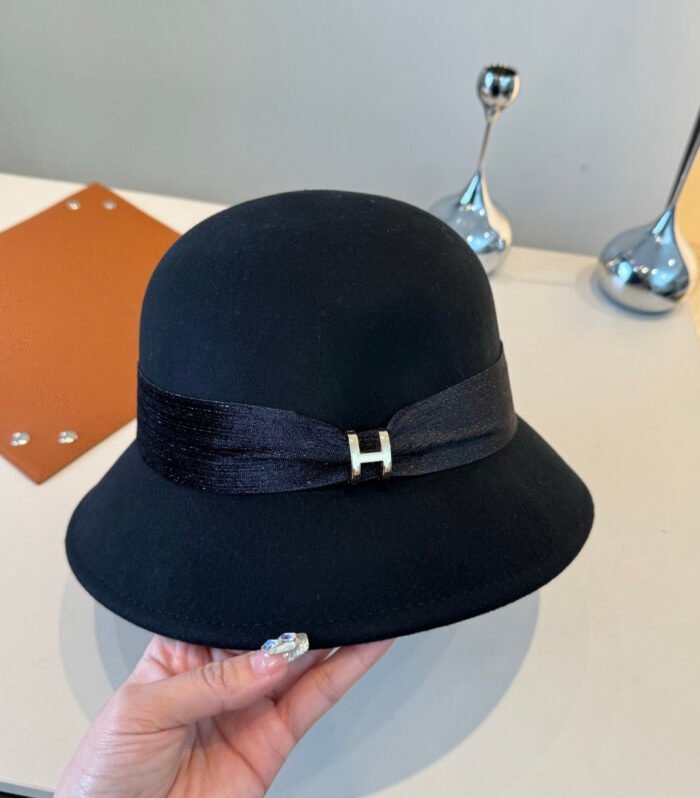Hermes Caps