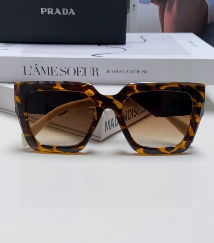 Prada Sungalsses