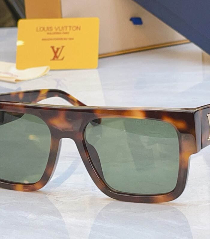 Louis Vuitton Sungalsses
