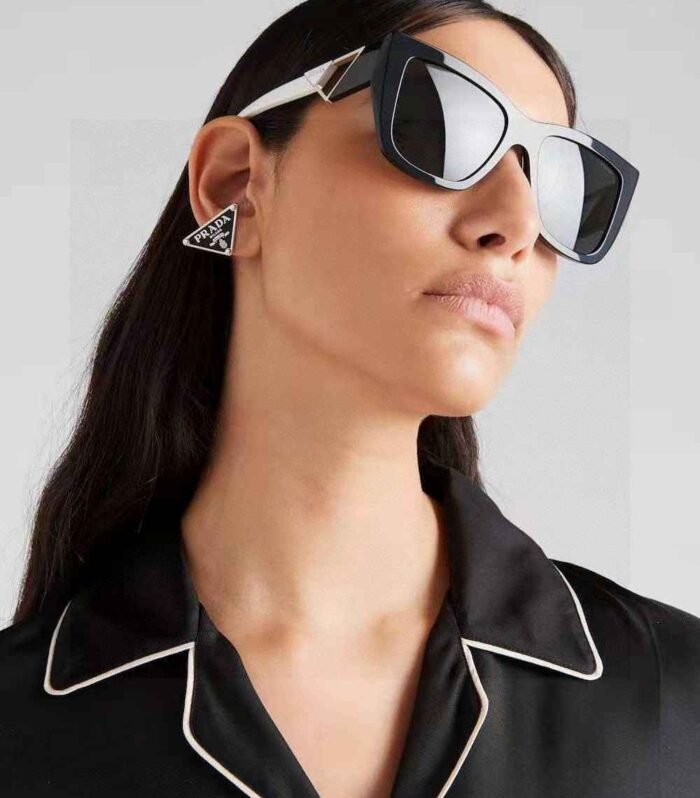 Prada Sungalsses