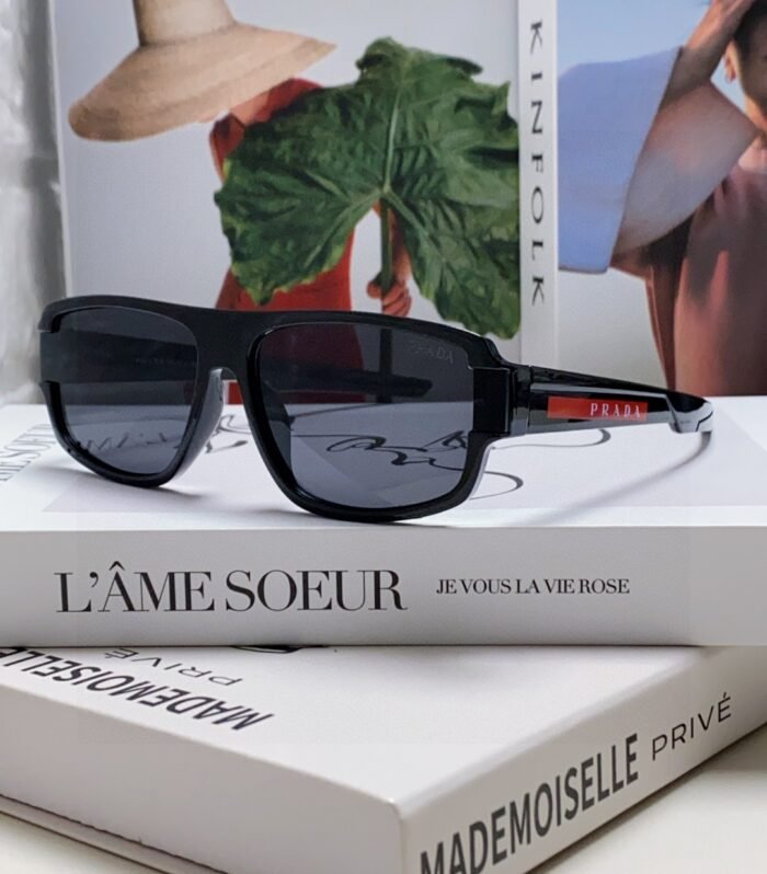 Prada Sungalsses
