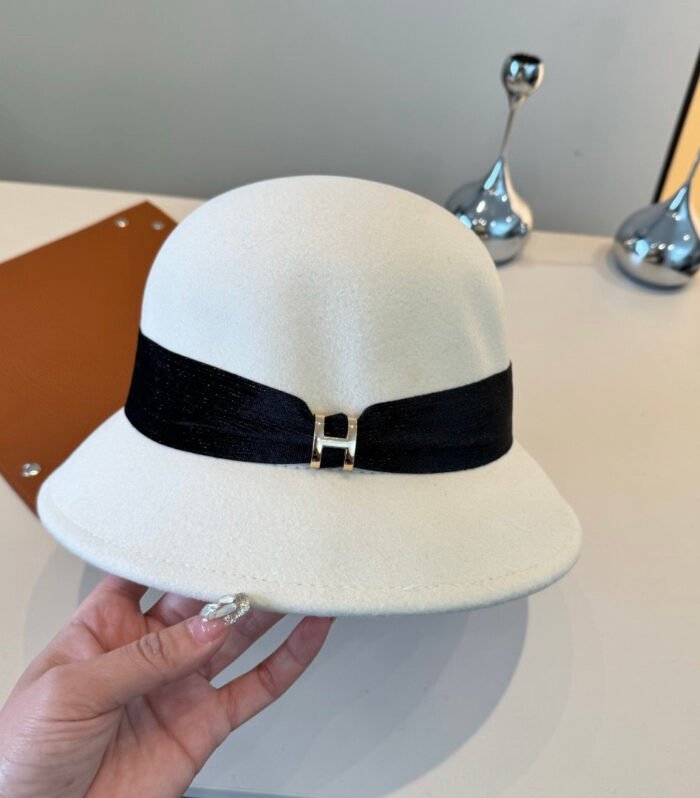 Hermes Caps