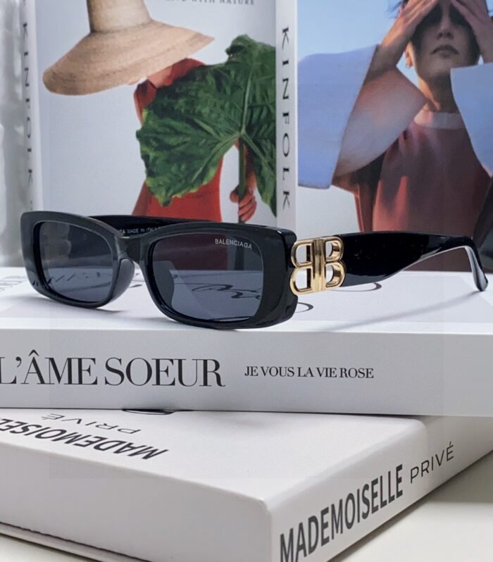 Balenciaga Sungalsses